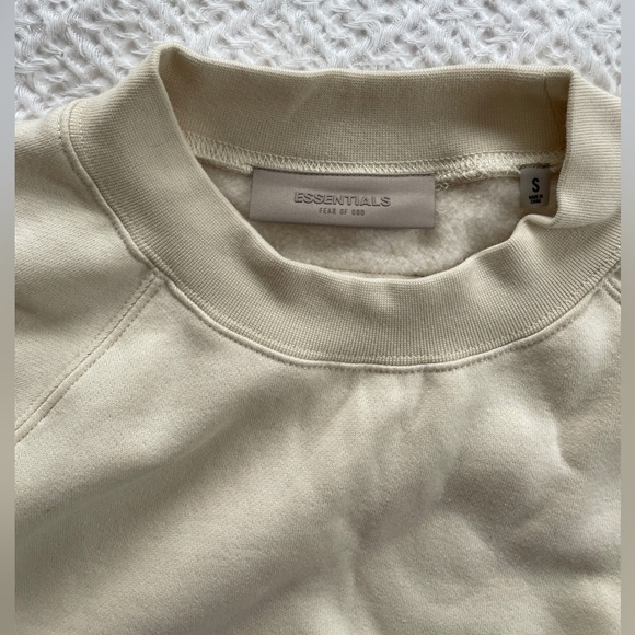 Essentials Fear of God Cream Crewneck NWT - Picture 2 of 3